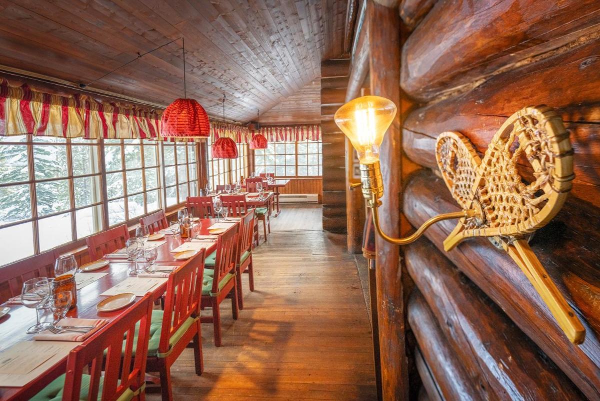 Storm Mountain Lodge & Cabins Касл-Джанкшен Экстерьер фото