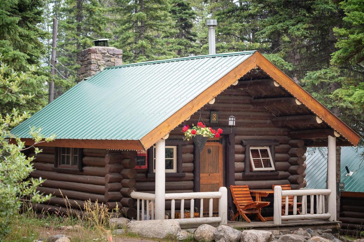 Storm Mountain Lodge & Cabins Касл-Джанкшен Экстерьер фото